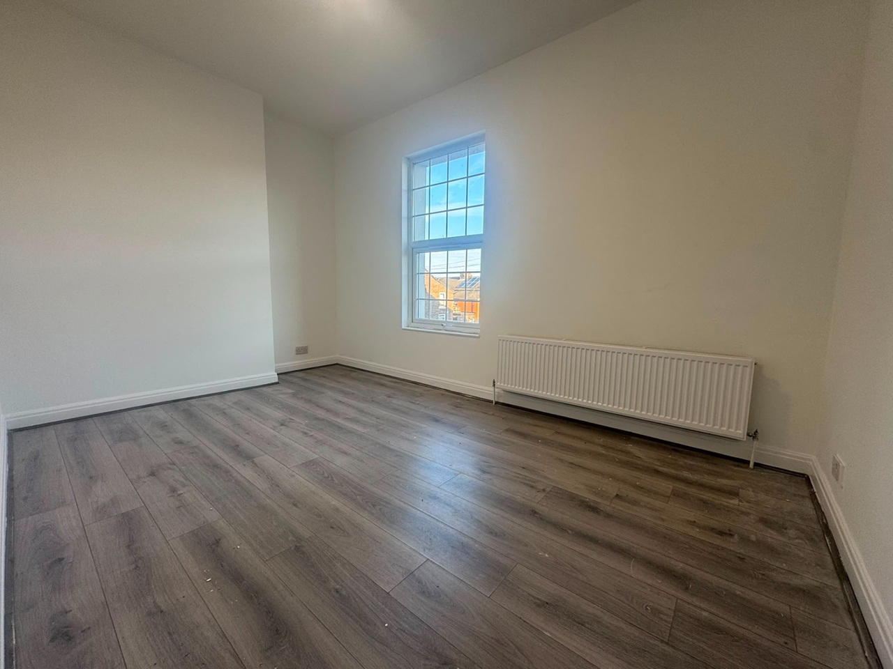 3 Bed Terraced House, Merlin St, L8 photo 5