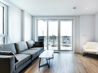 2 Bed Flat, Cedrus Avenue, UB1