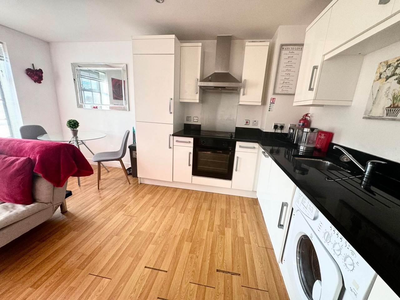 2 Bed Flat, West Point, DE1