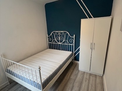Room in a Shared House, Revival Street, WS3