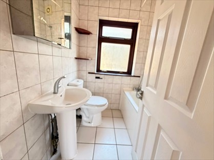 2 Bed Terraced House, Lancaster Avenue, IG11