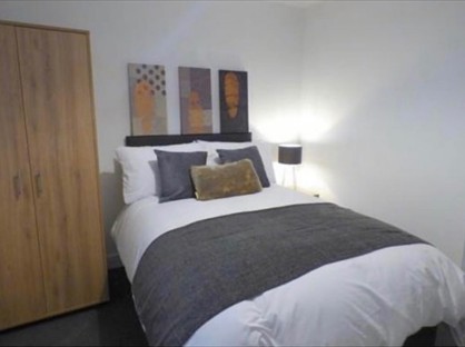 Room in a Shared House, Hyde Road, M34