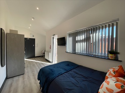 Room in a Shared Flat, High St, B66