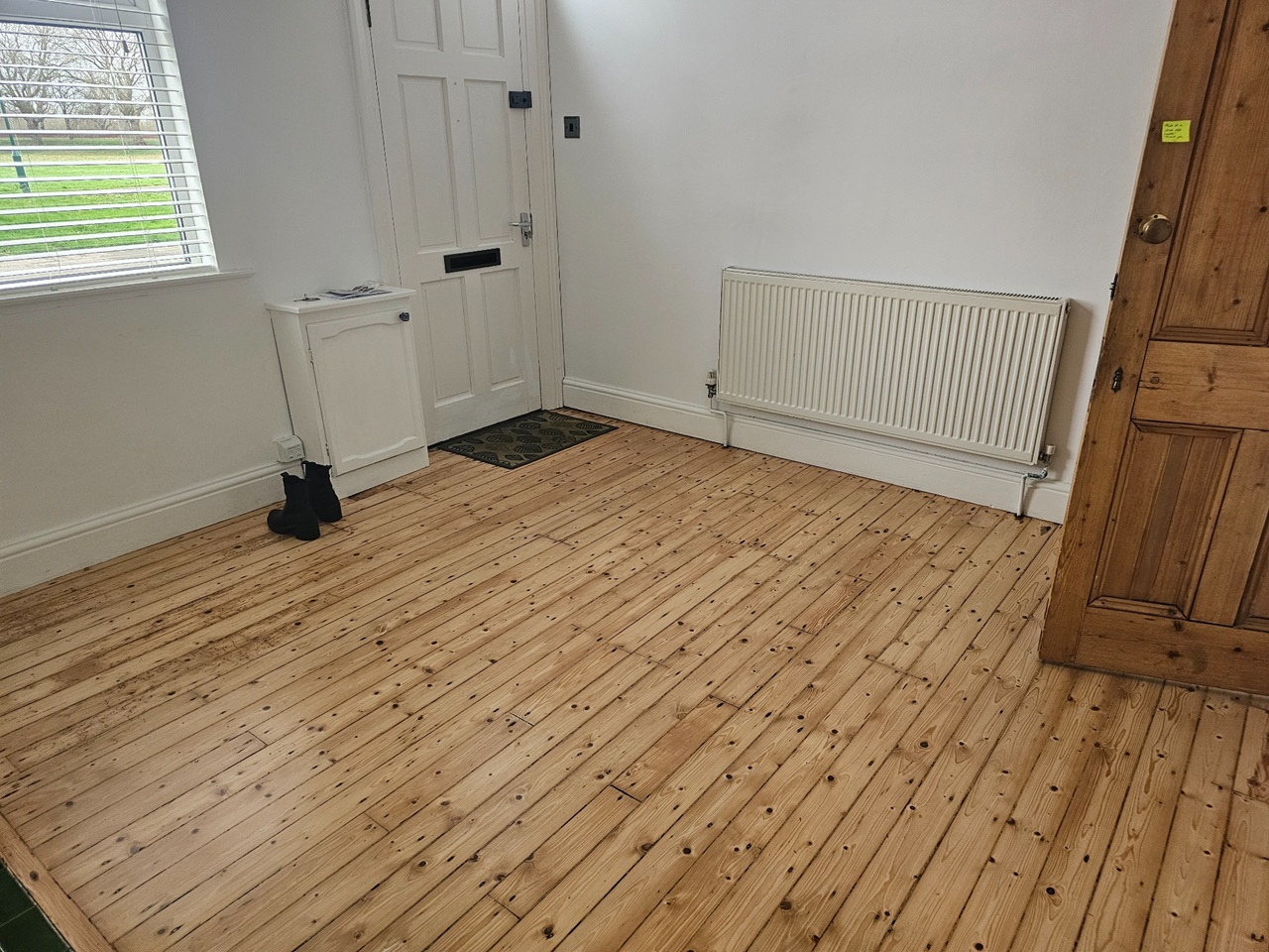 3 Bed Terraced House, Bathley St, NG2 photo 3