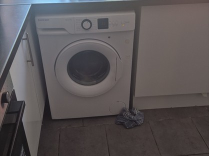 Room in a Shared House, Smithergill Court, MK13