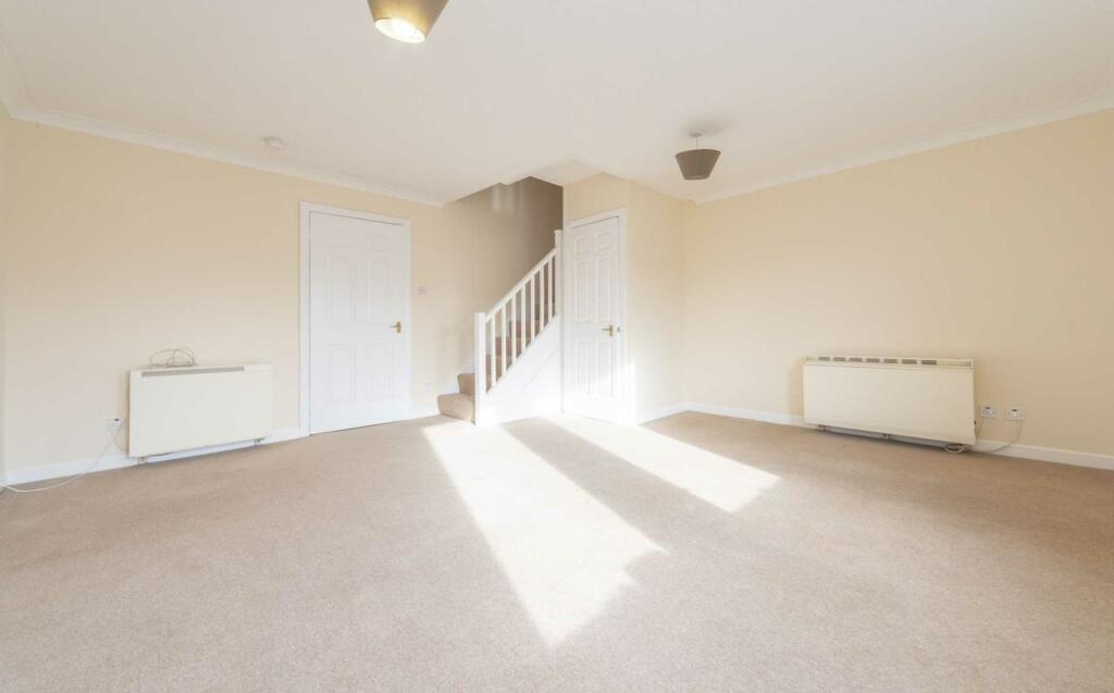 2 Bed Flat, Tantallon Road, G41 photo 2