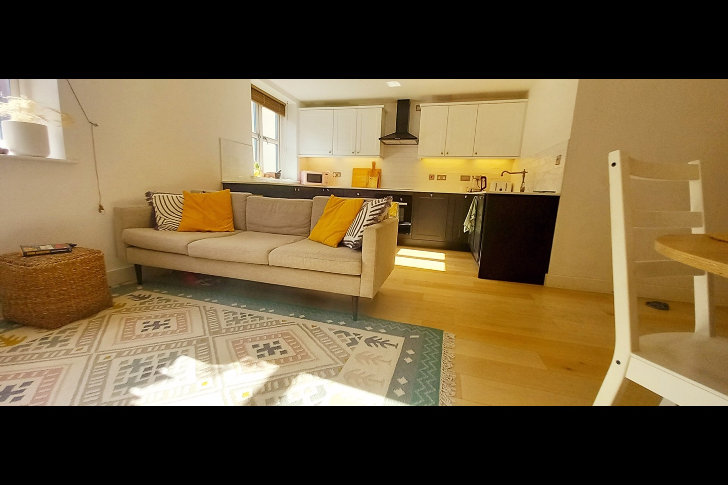 2 Bed Flat, Ockbrook Drive, NG3
