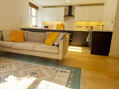 2 Bed Flat, Ockbrook Drive, NG3