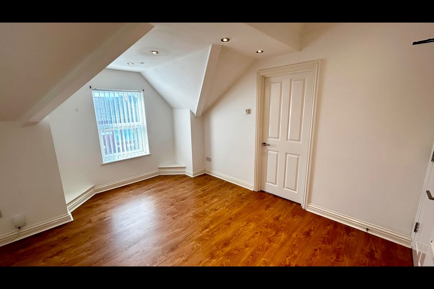 1 Bed Flat, Wadham Road, L20 photo 3