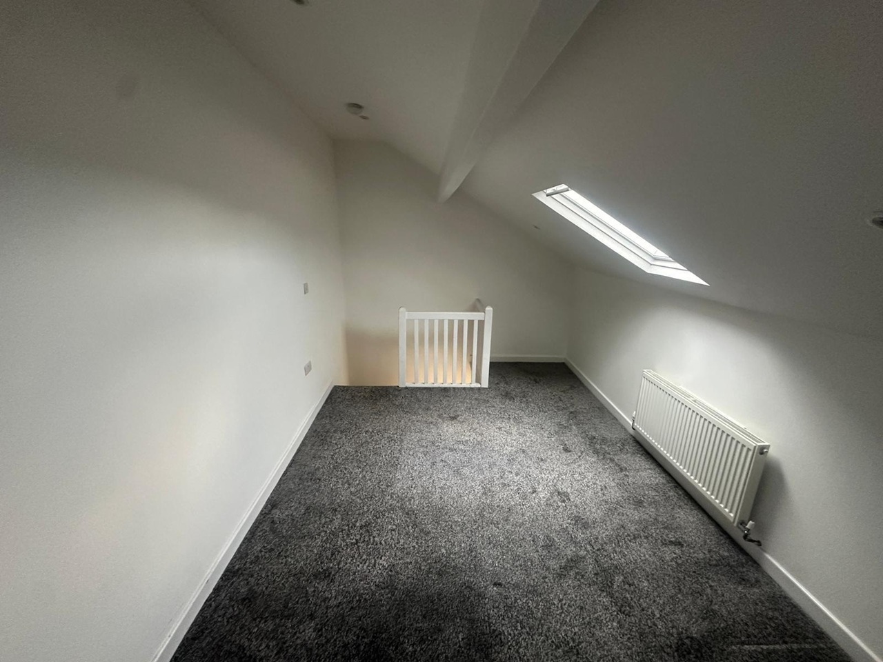 2 Bed Terraced House, Cobden Ave, LS12 photo 5
