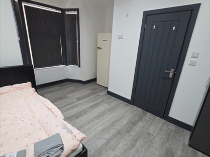 Studio Flat, Yiewsley, UB7