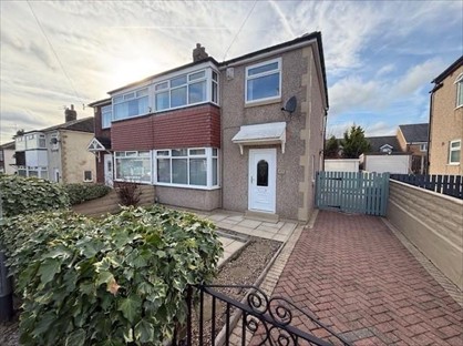 3 Bed Semi-Detached House, Wrose Mount, BD18