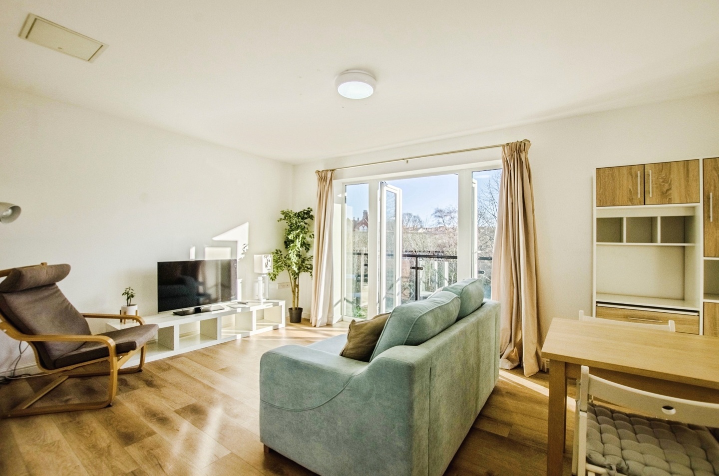 2 Bed Flat, Temple Place, RG1