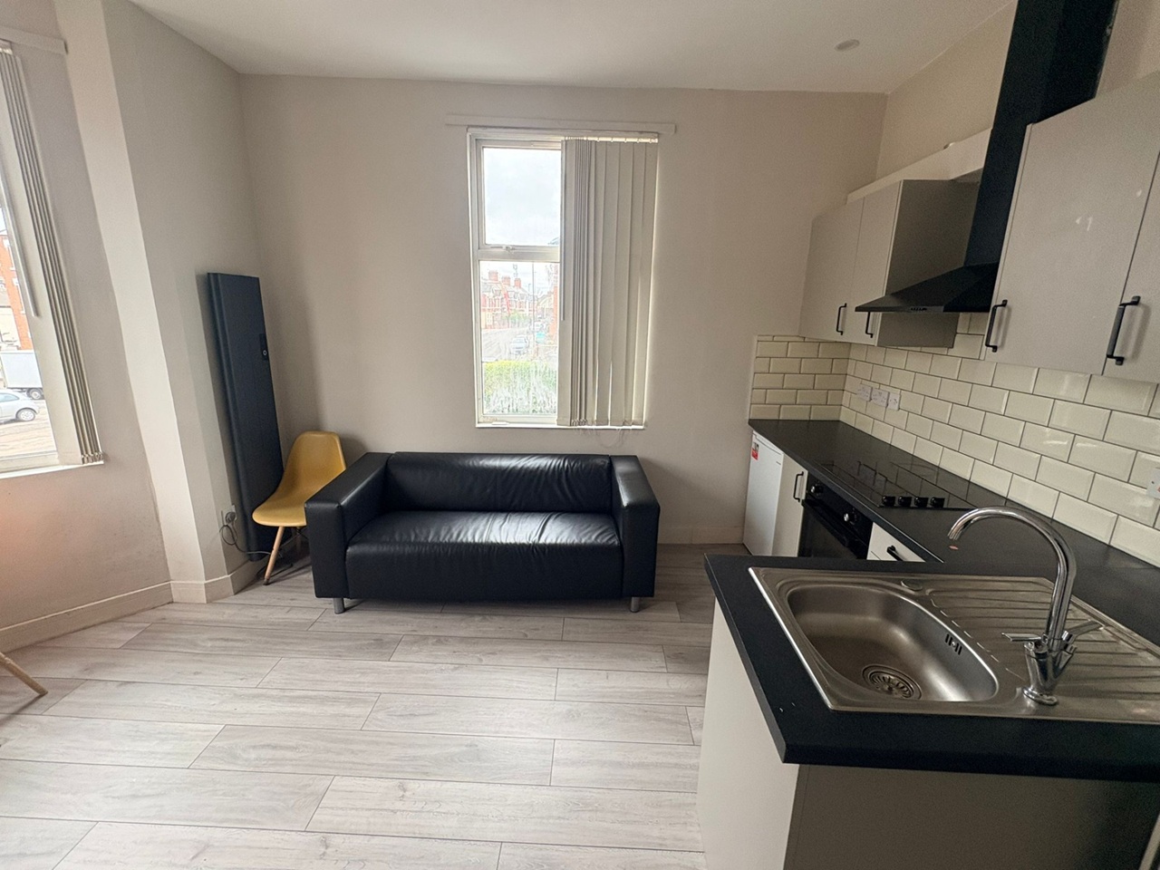 1 Bed Flat, Coventry, CV1 photo 5