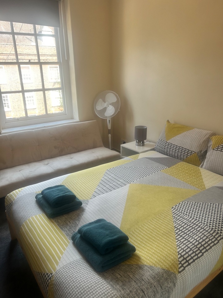 Room in a Shared Flat, Tadema House, NW8