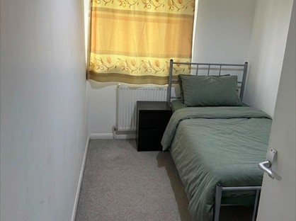 3 bed room for rent in Room in a Shared House, Midhurst Avenue, CR0