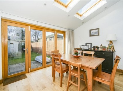 3 Bed Semi-Detached House, Manor Lane, SE12