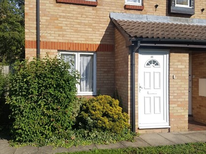 Bedsit, Lowdell Close, UB7