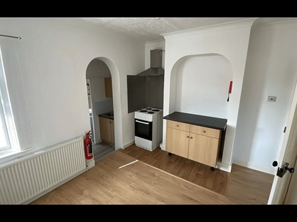 1 Bed Flat, Worplesdon Road, GU2