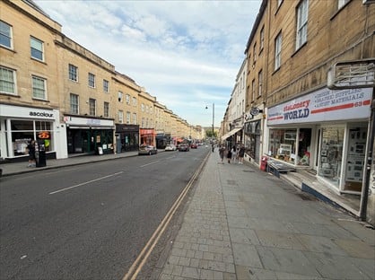 3 Bed Flat, Park Street, BS1