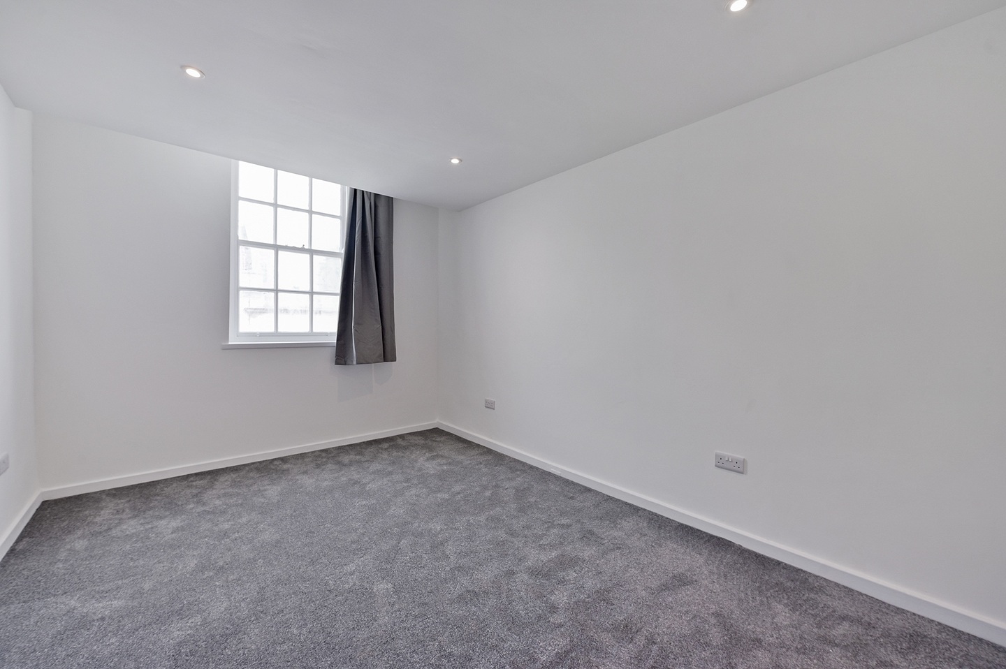 3 Bed Flat, Park Street, BS1 photo 4