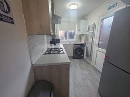 Room in a Shared House, Allendale Road, B25