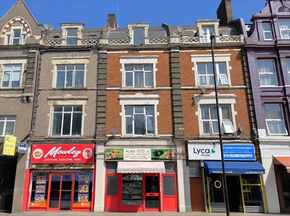 2 Bed Flat, New Cross Road, SE14