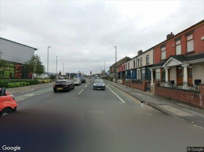 Room in a Shared House, Manchester Road, BL3
