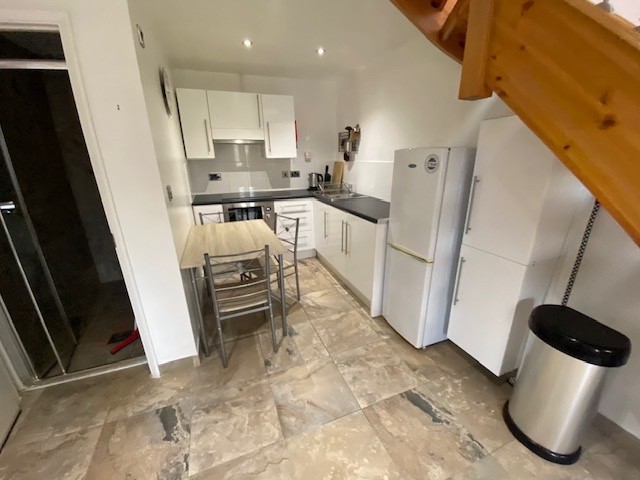 1 Bed Flat, Nr Addenbrookes, CB1 photo 2