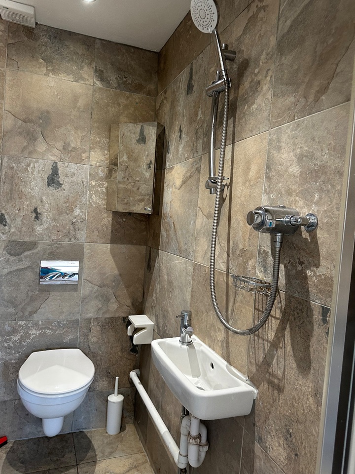 1 Bed Flat, Nr Addenbrookes, CB1 photo 3