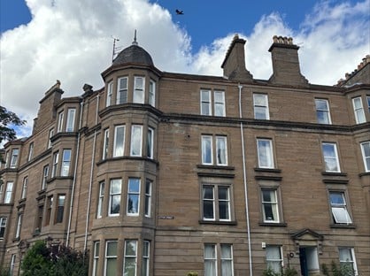 3 Bed Flat, Lytton St, DD2