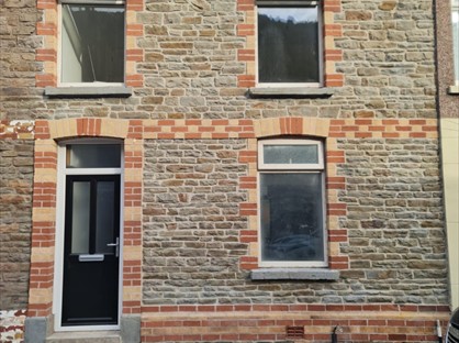 3 Bed Terraced House, Velindre St, SA13
