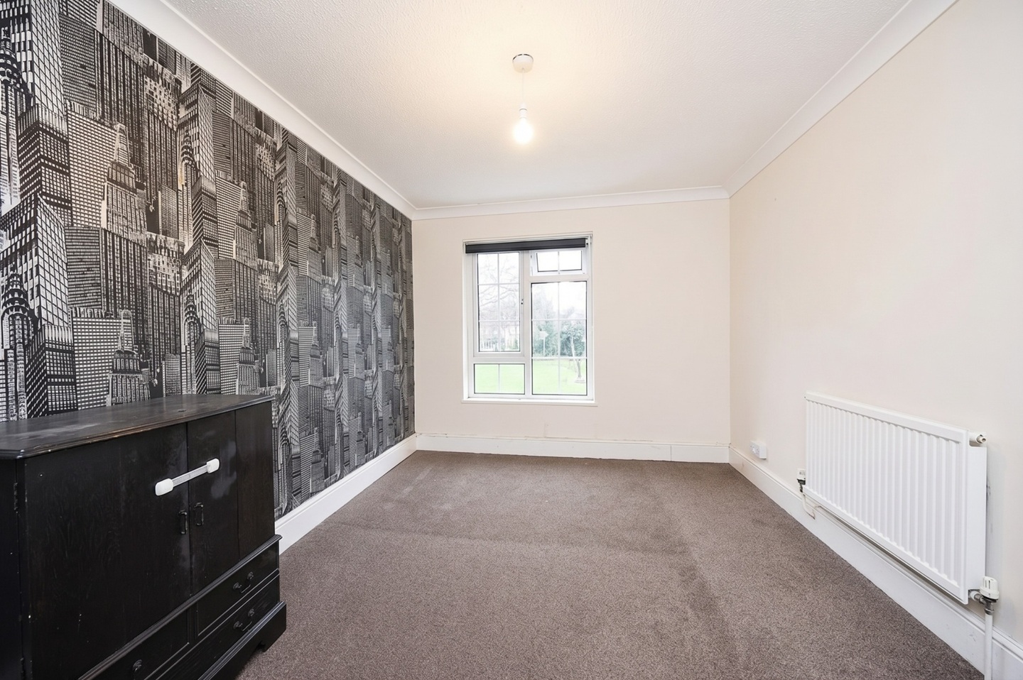 3 Bed End Terrace, Rectory Square, E1 photo 5