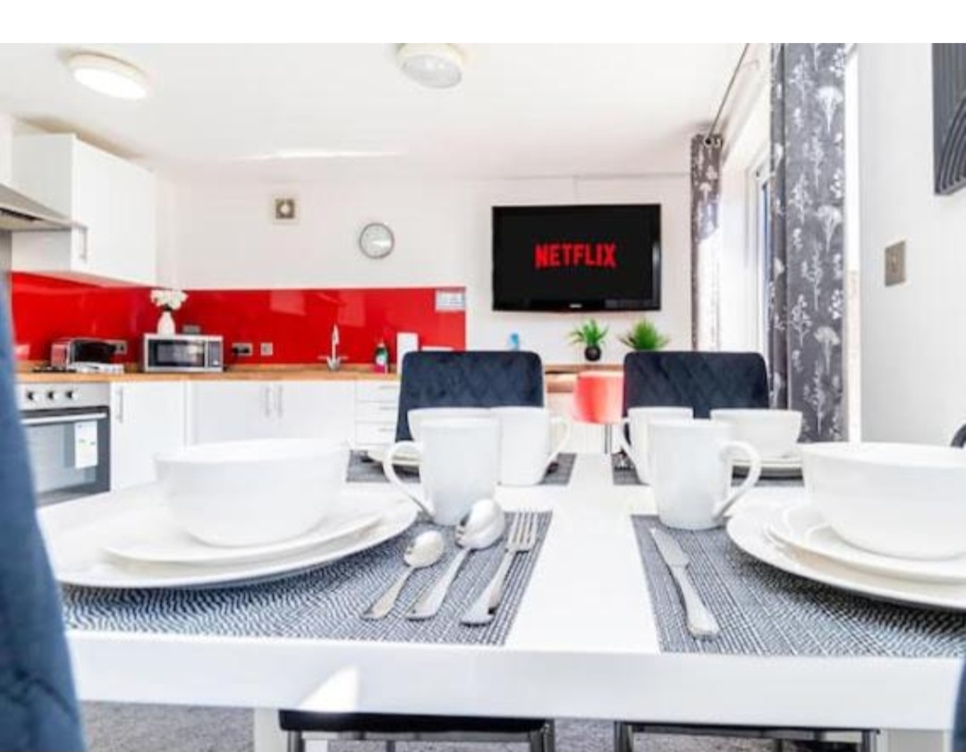 Room in a Shared Flat, Elm St Lane, CF24