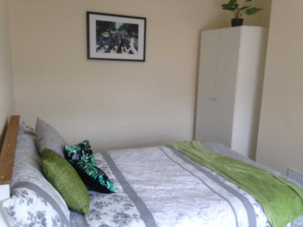 4 Bed Terraced House, Nicholas Road, BS5