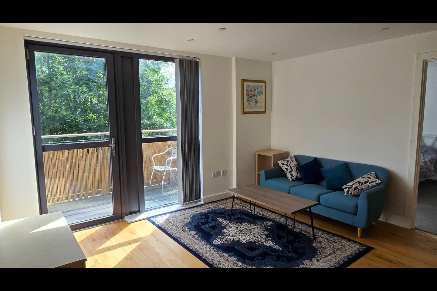 2 Bed Flat, Communication Row, B15
