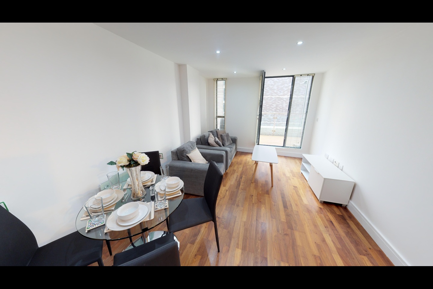 1 Bed Flat, Marlborough St, L3