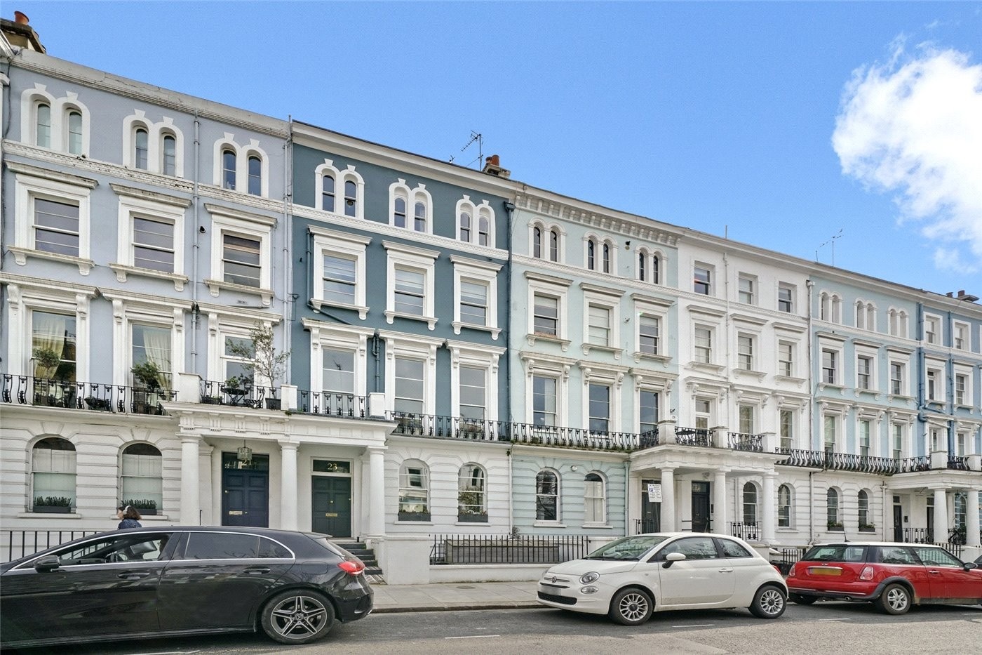 1 Bed Flat, Elgin Crescent, W11