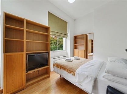 Studio Flat, Cartwright Gardens, WC1H