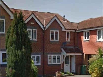 3 Bed Semi-Detached House, Chiltern Close, KT4