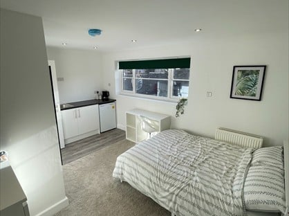 Room in a Shared House, Broadoak Road, TA6
