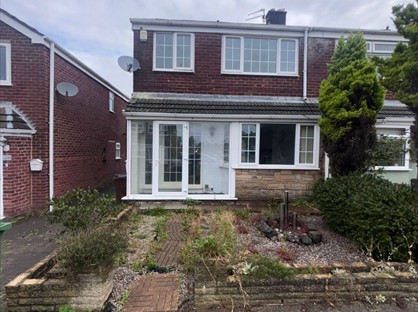 3 Bed Semi-Detached House, St Albans Avenue, OL6