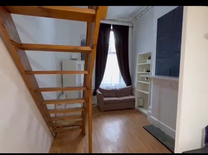 Studio Flat, Oakfield Avenue, G12