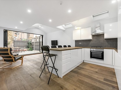 6 Bed End Terrace, Elcot Avenue, SE15