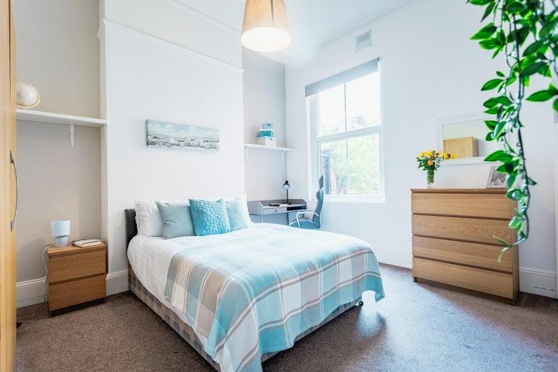 Room in a Shared House, West St, LE1