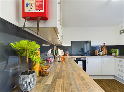 Room in a Shared House, Brookside, DE1