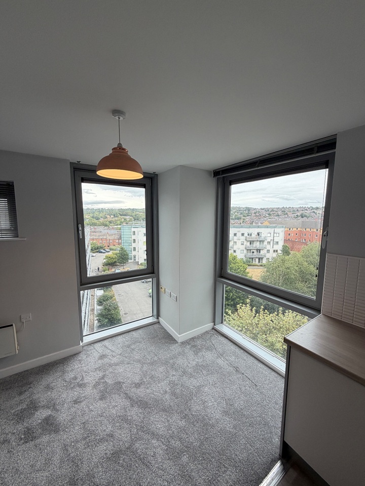 2 Bed Flat, Bramall Lane, S2 photo 2