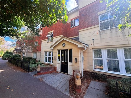 2 Bed Flat, Gillespie Close, MK42