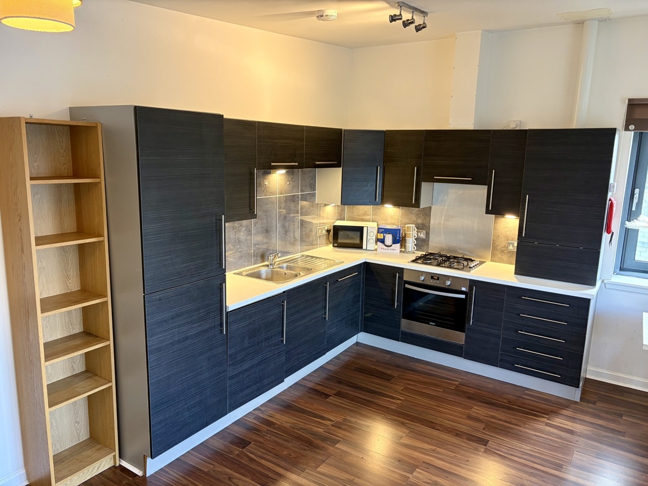 3 Bed Penthouse, Handyside Place, EH11