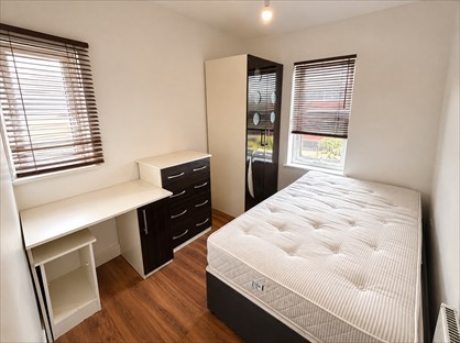 Room in a Shared House, Lincoln Road, RG2